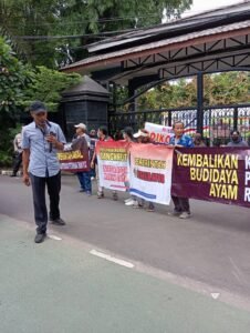 Peternak Unggas GeLar Aksi Damai di Kementan Ragunan Jakarta 2 IMG 20240111 WA0048