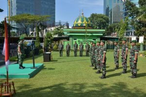 Dandim 0501/JP Pimpin Acara Korps Raport Pindah Satuan, Pelepasan Personel Purna Bakti Dan Penerimaan Personel Baru 3 IMG 20240515 WA0229