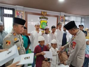 Polsek Koja Berbagi Kebahagiaan dengan Santunan Anak Yatim Piatu 2 IMG 20240802 WA0210